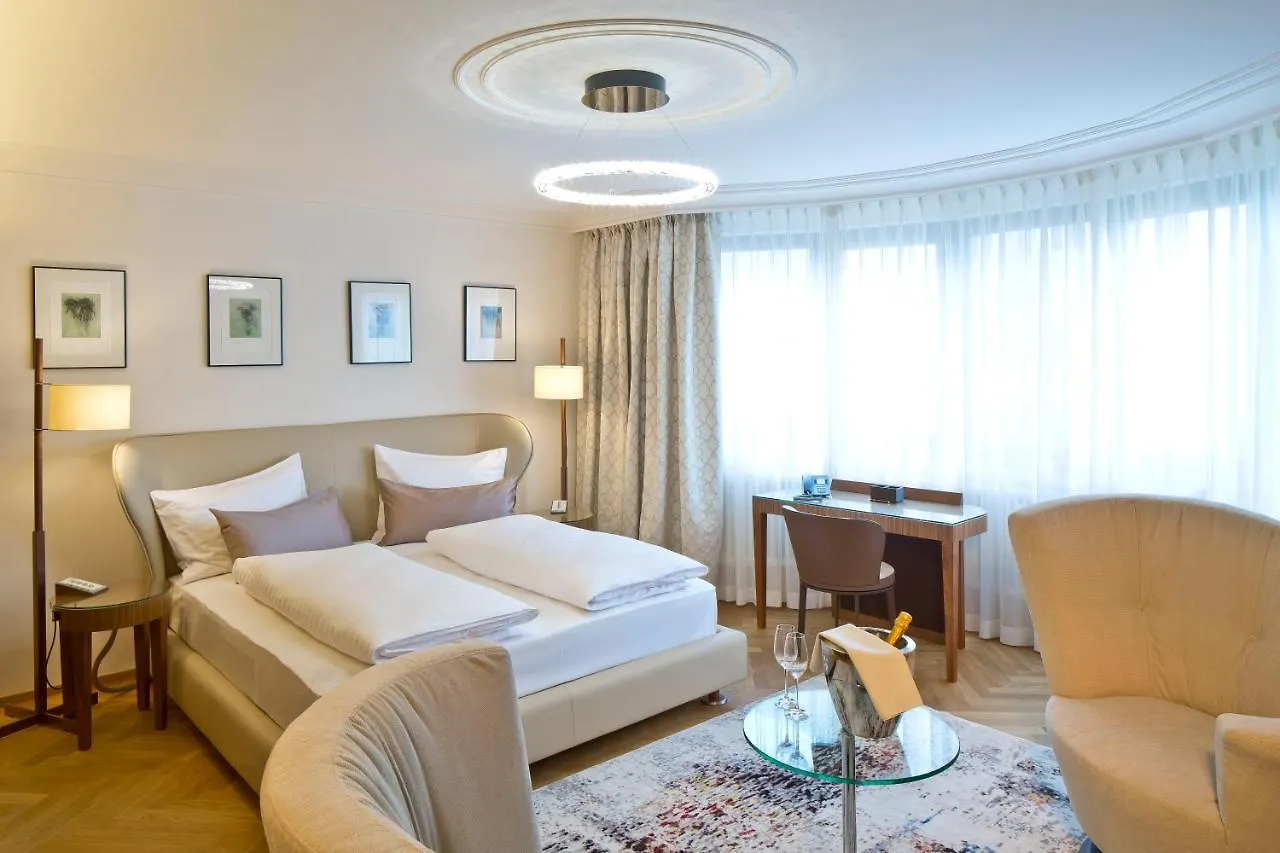 Hotel Maximilian - Stadthaus Penz Innsbruck 4*,  Rakousko